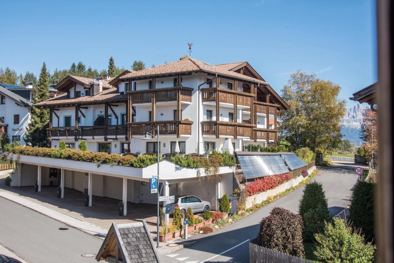 Apparthotel Feldhof - Living And Bistro Nova Ponente Exterior photo